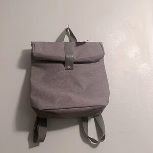 Azzaro - gray back pack